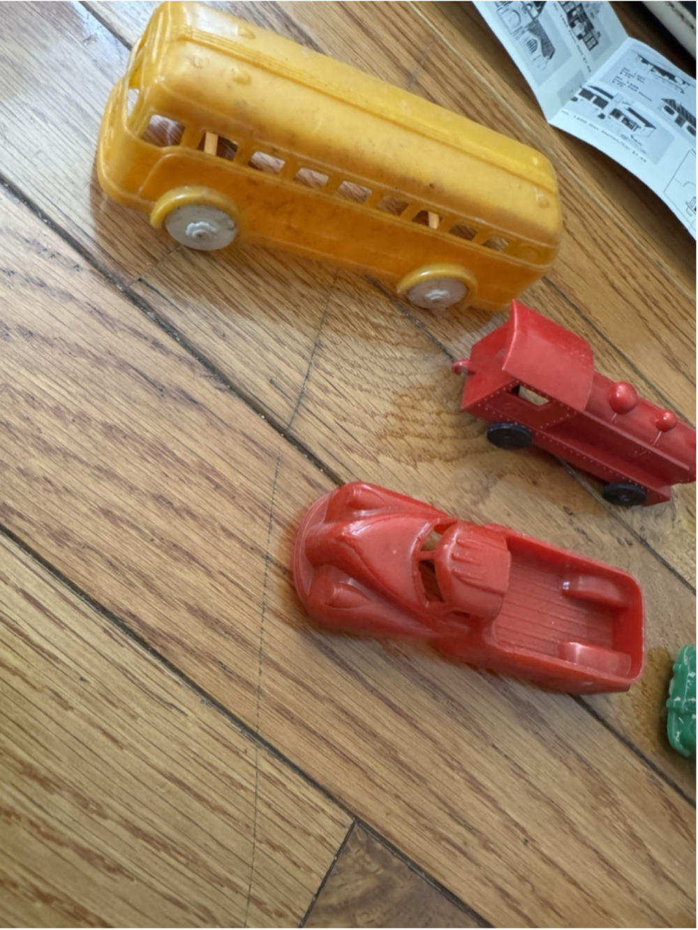 Vintage Plasticville USA Toy Vehicle Lot Bus Truck Cars + 1956 Play Guide - Picture 7 of 7